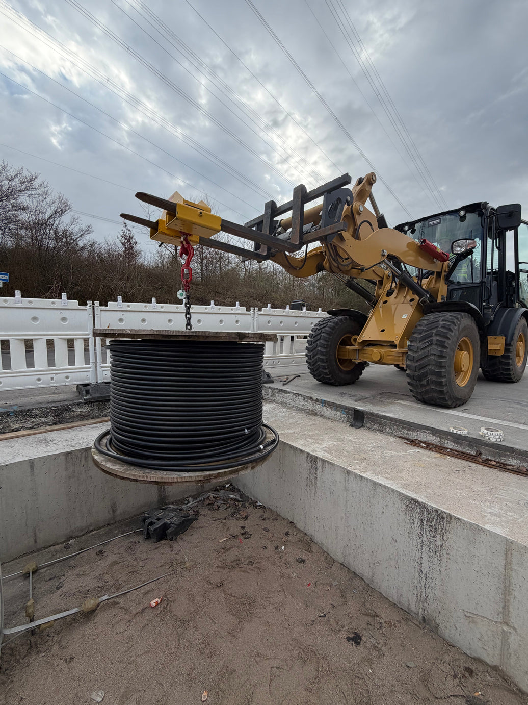 POWERTWISTER® im Einsatz bei Eberhardt Straßen- und Tiefbau GmbH: Wenn große Kabeltrommeln zum Alltag gehören